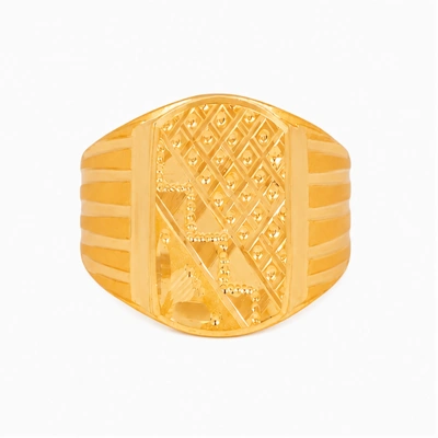 The GGR050311922 Gold Gents Ring