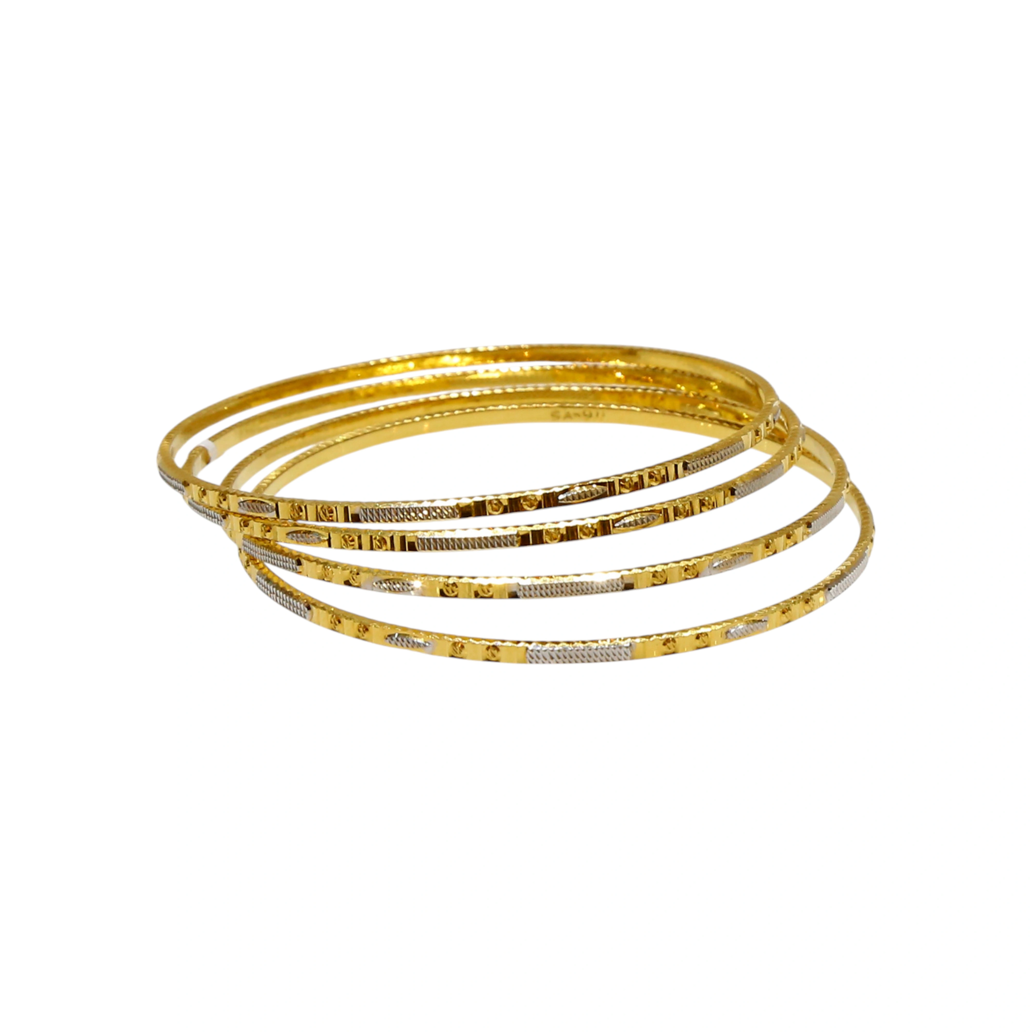 The GBG002510821 Gold Bangle