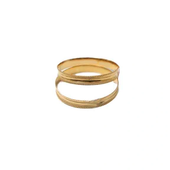 The GBG00252636 Gold Bangle