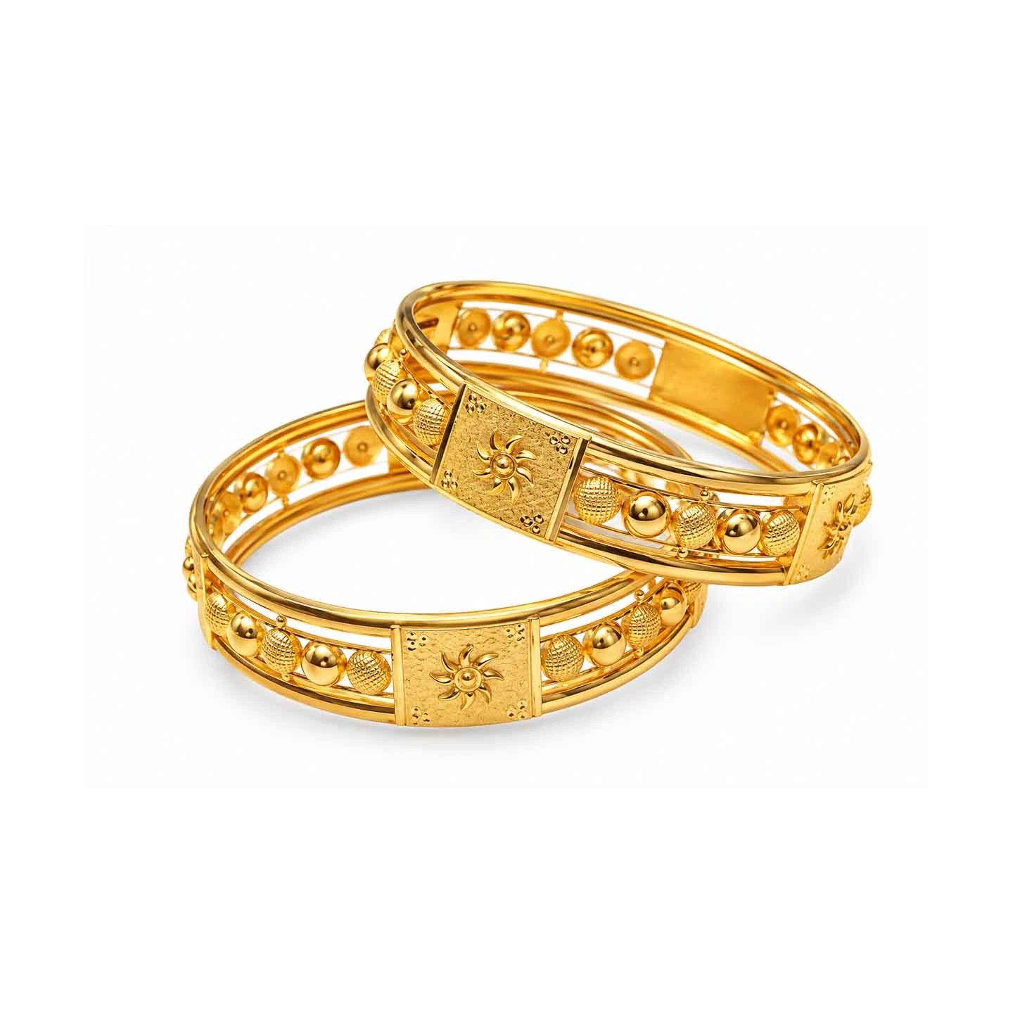 The GBG014010056 Gold Bangle