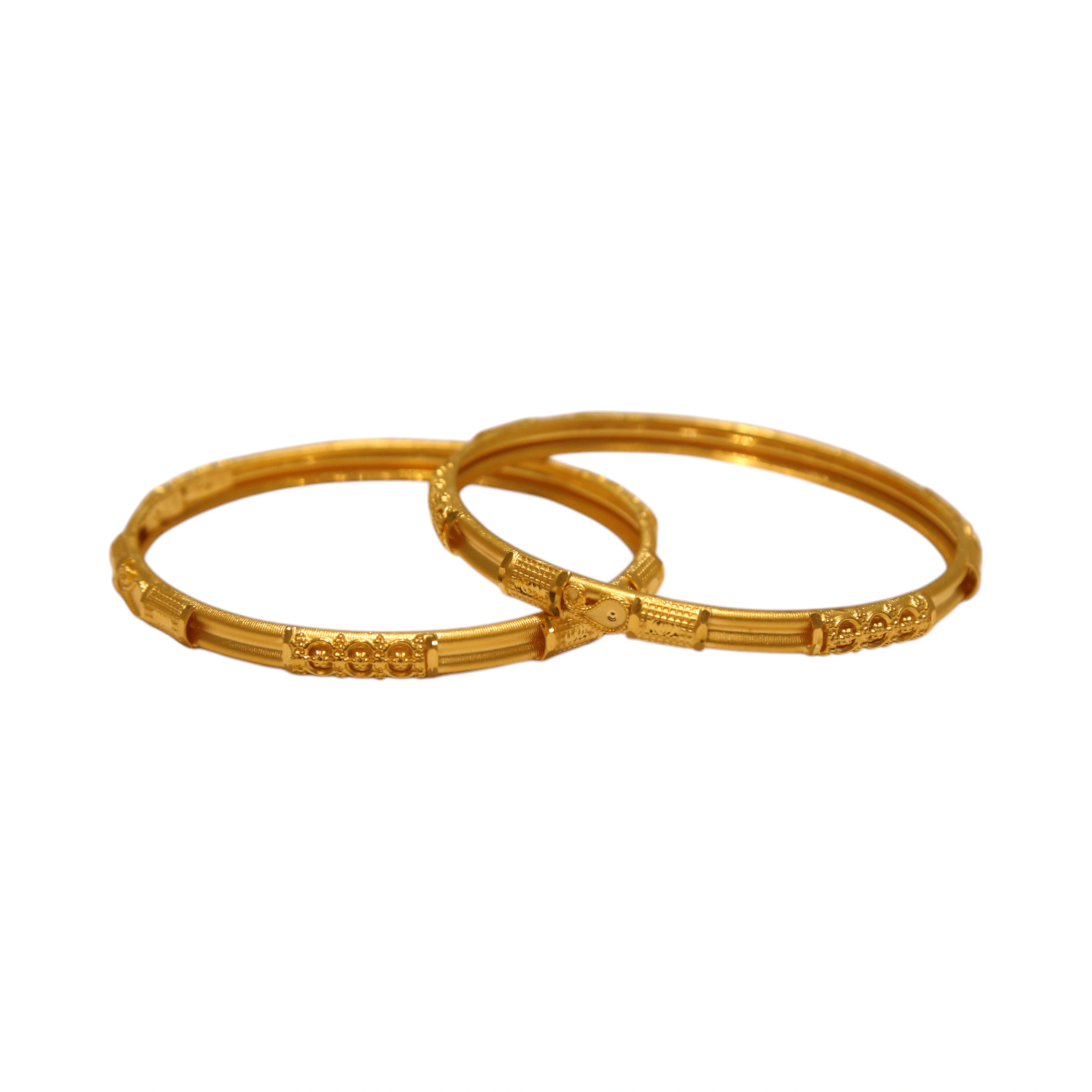 The GBG026511245 Gold Bangle