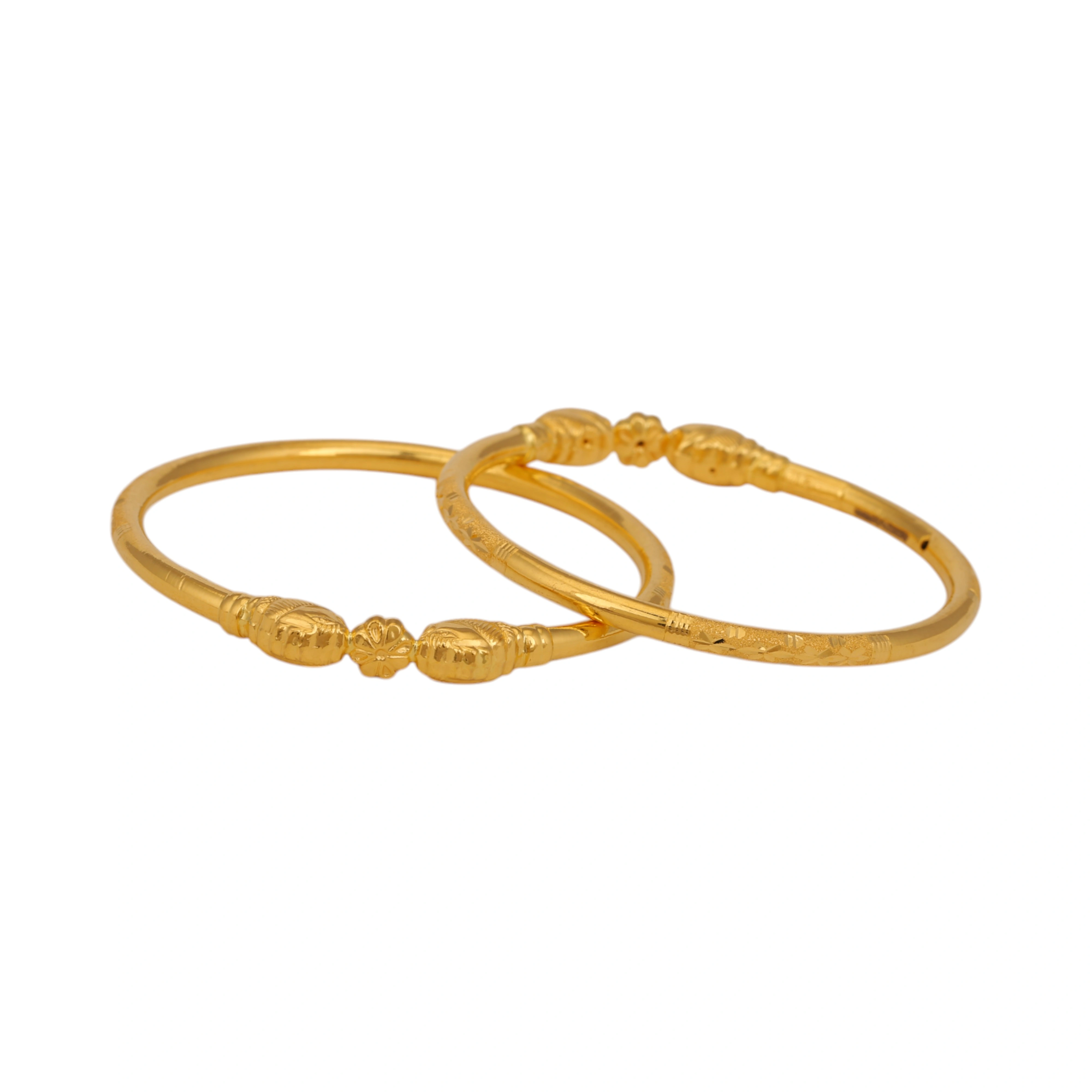 The GBG028700157 Gold Bangle