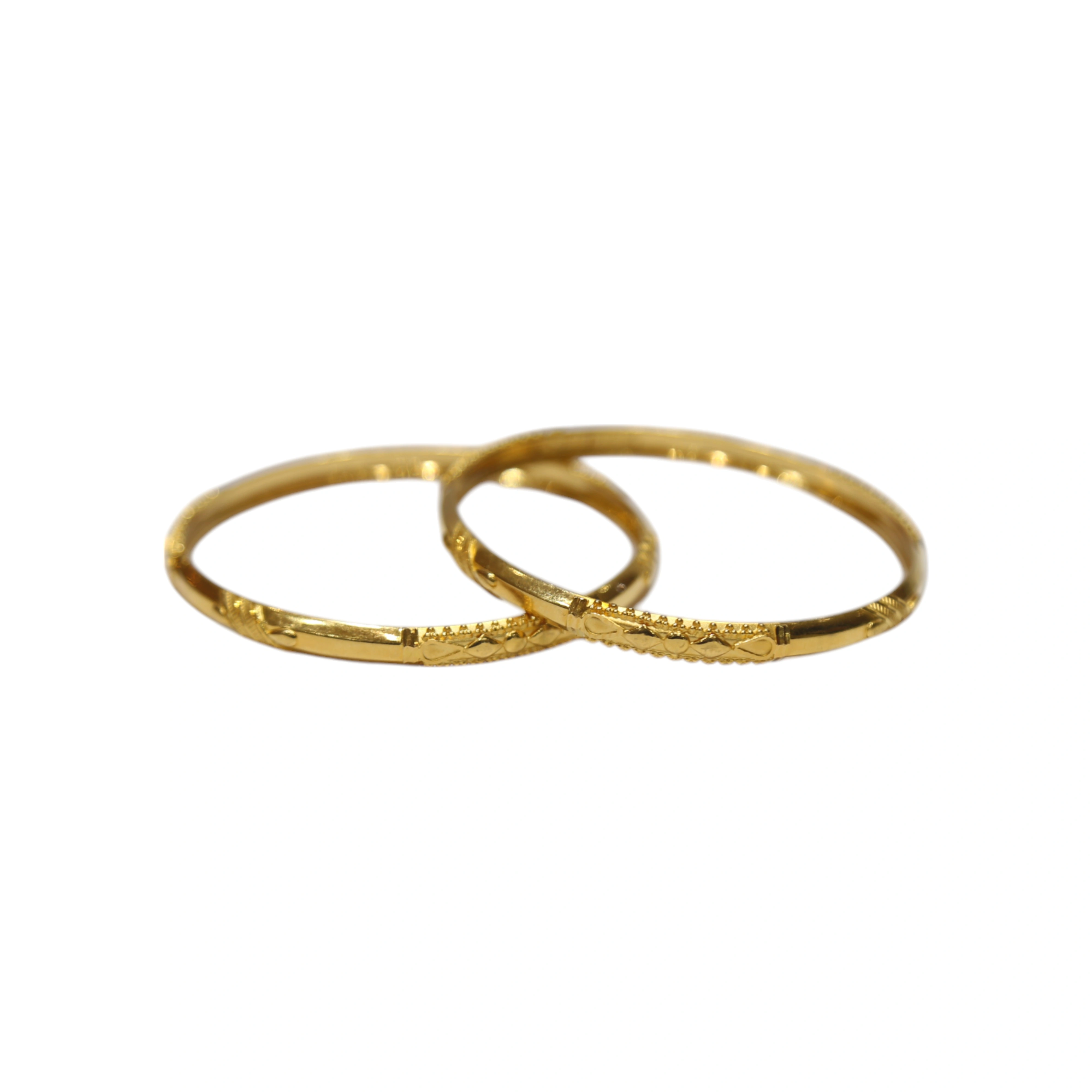 The GBG029000233 Gold Bangle