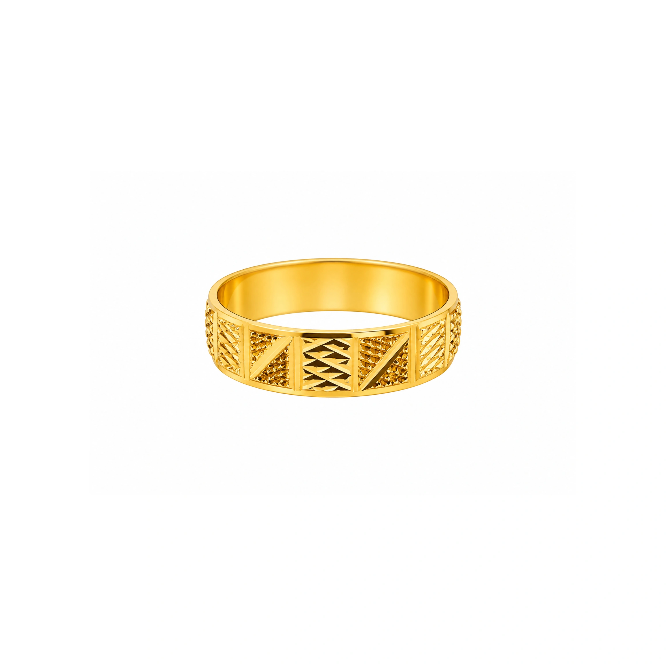 The GLR023700331 Gold Ladies Ring