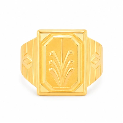 The GGR050311159 Gold Gents Ring