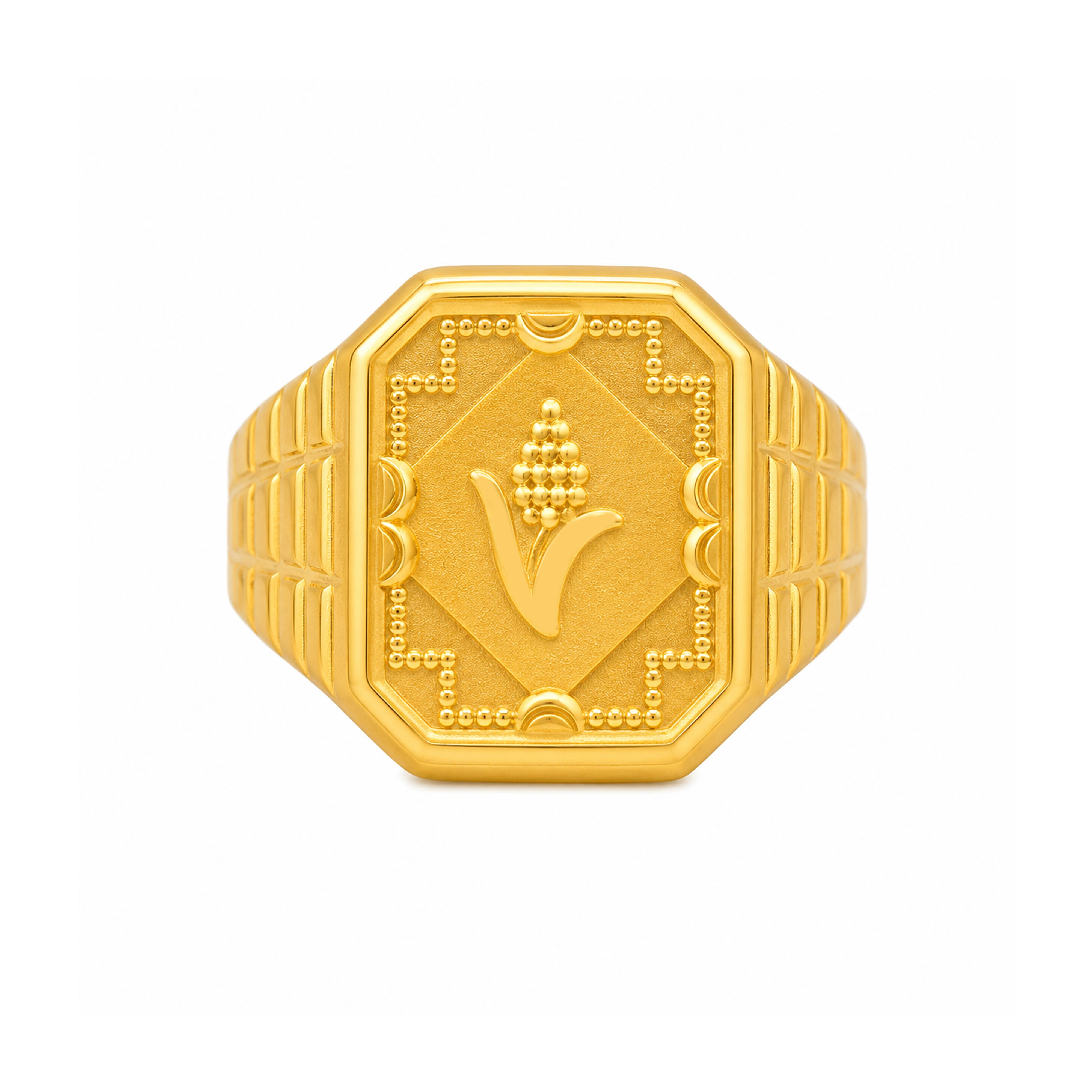 The GGR029200389 Gold Gents Ring