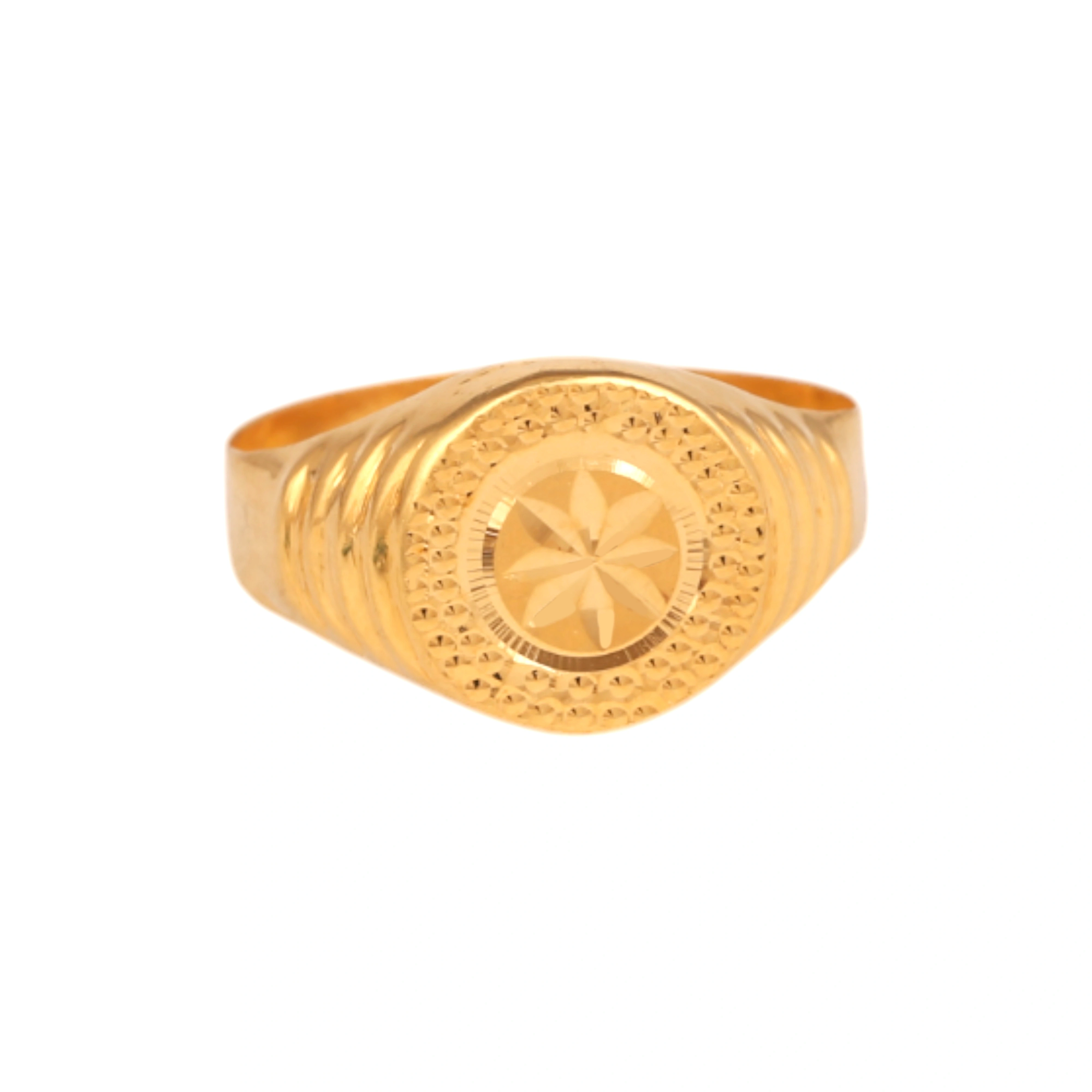 The GGR029200514 Gold Gents Ring