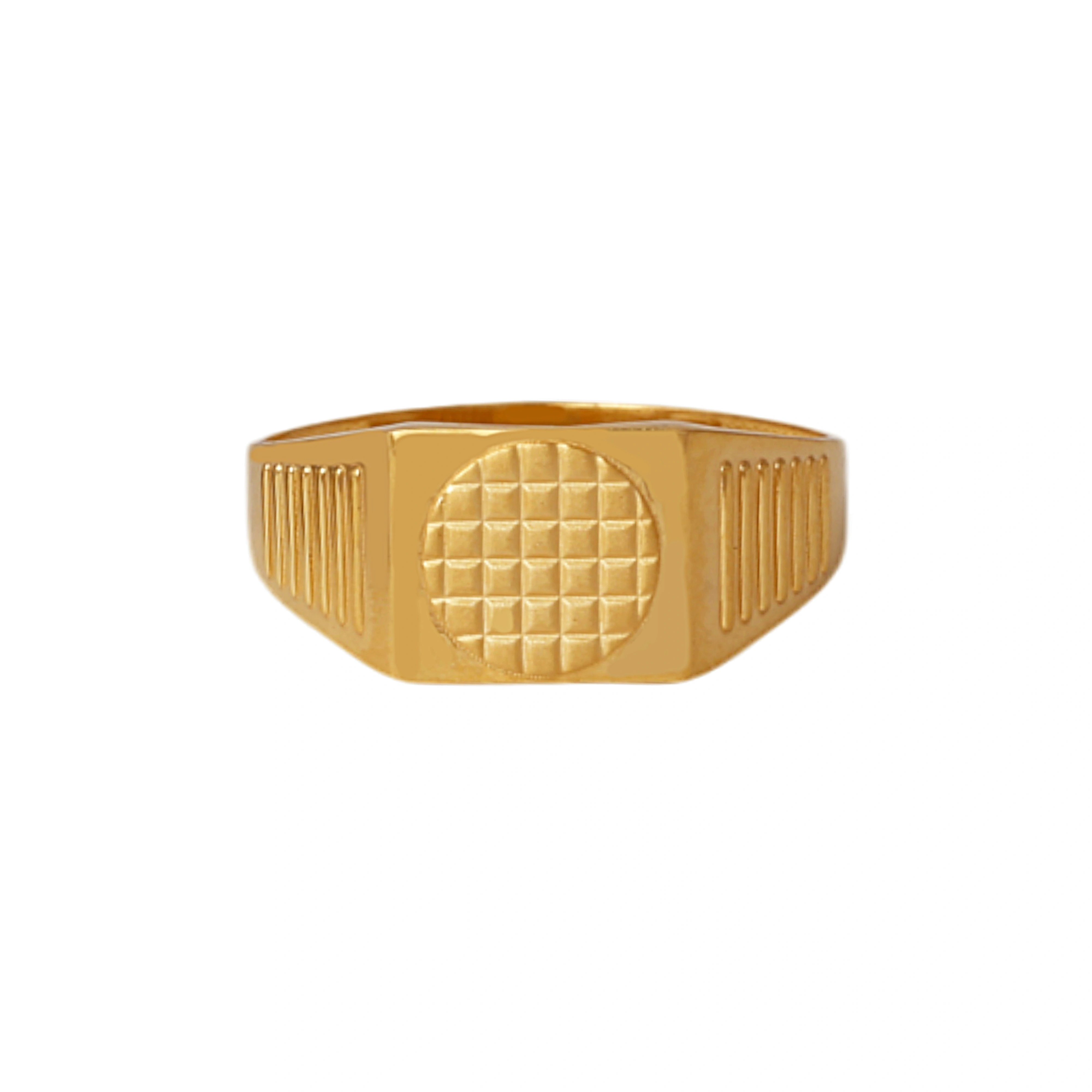 The GGR029500039 Gold Gents Ring