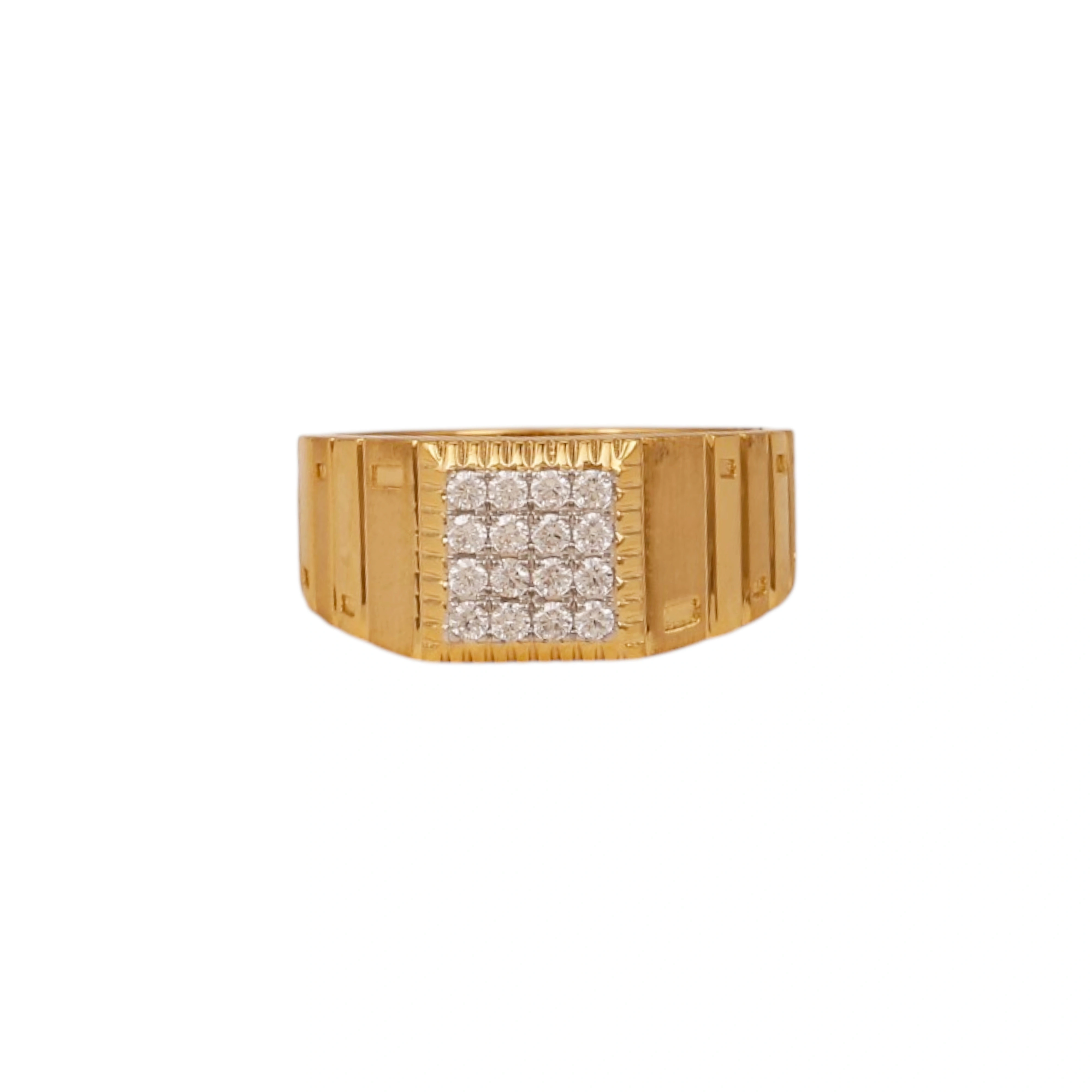 The GGR004212897 Gold Gents Ring
