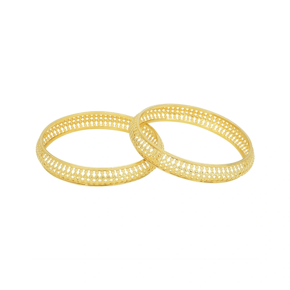 The GBG00421527 Gold Bangle
