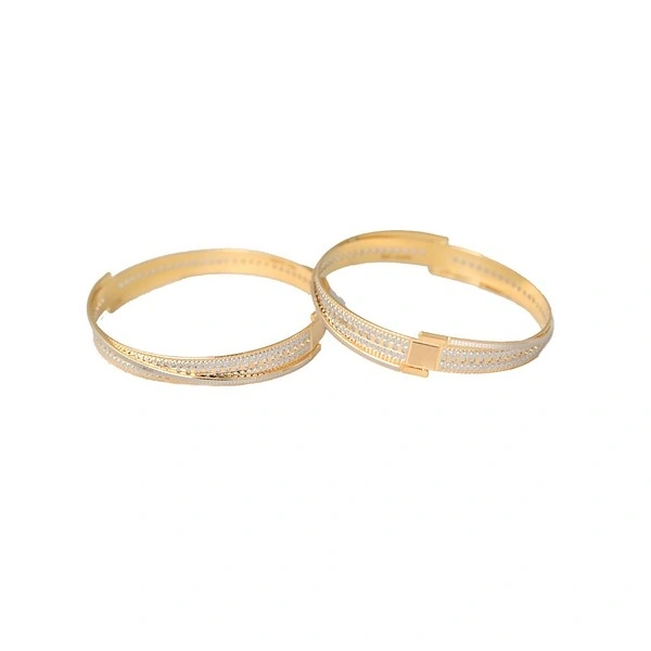 The GBG006010048 Gold Bangle