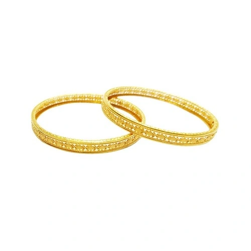 The GBG00660154 Gold Bangle