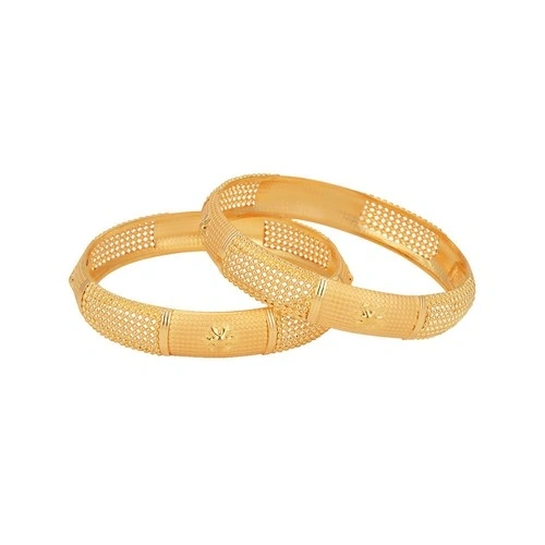 The GBG01810643 Gold Bangle