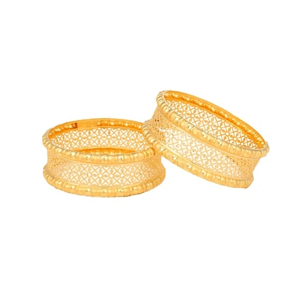 The GBG021516760 Gold Bangle