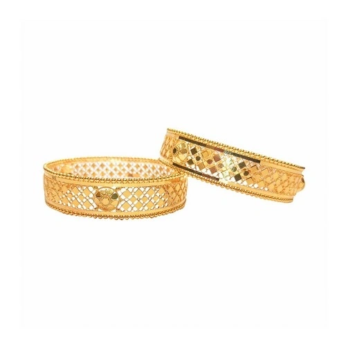 The GBG02701700 Gold Bangle