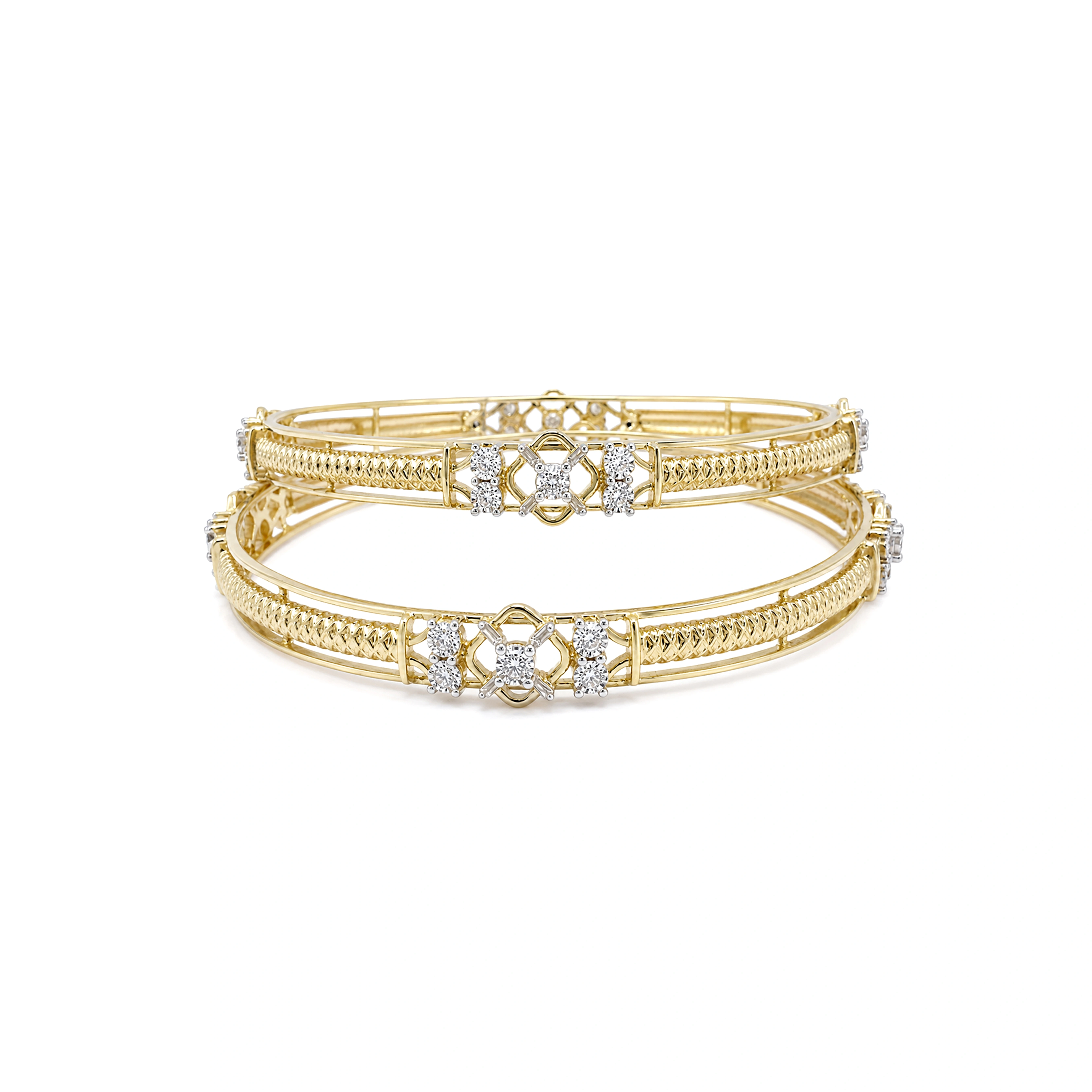 The Diamond Bangle BG00326E